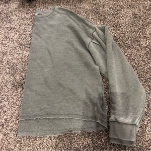 Cropped light weight long sleeve